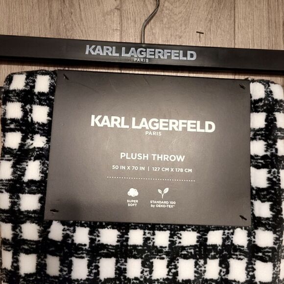 Karl Lagerfeld Plush Throw Checker Black White - Picture 3 of 4